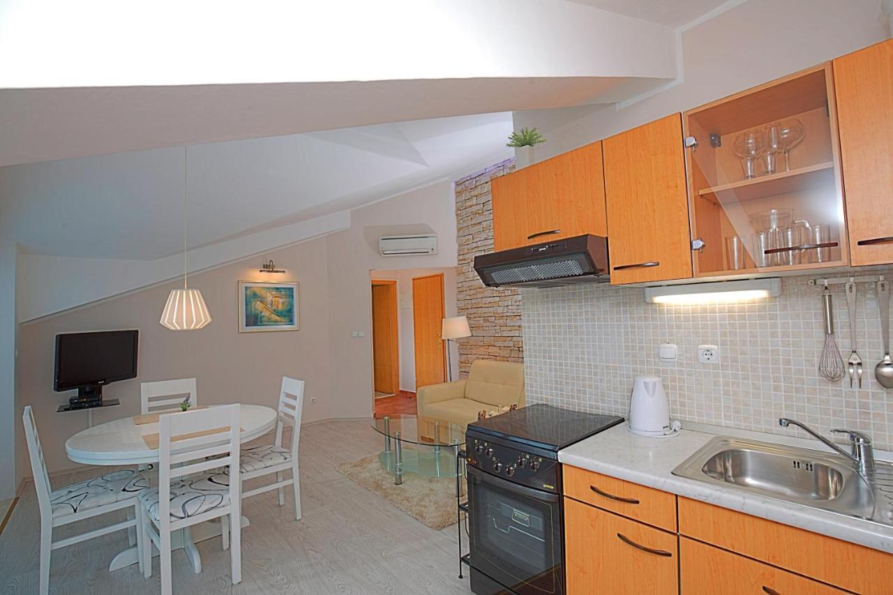 Big Blue Apartment *